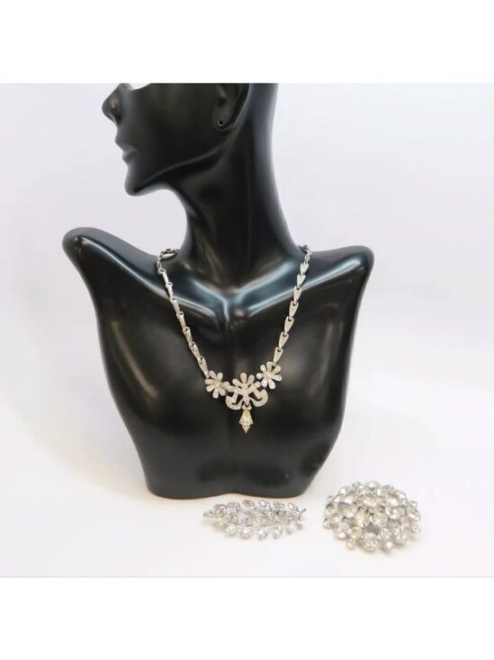 David & Ora Jewelry - VTG B David & Ora Silvertone Icy Rhinestones Necklace & Dome & Leaves Brooches